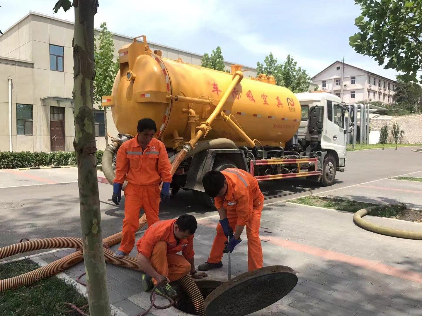 江干化粪池清理与5-8吨吸粪车施工效率分析